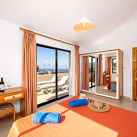 Tavros Hotel 3*