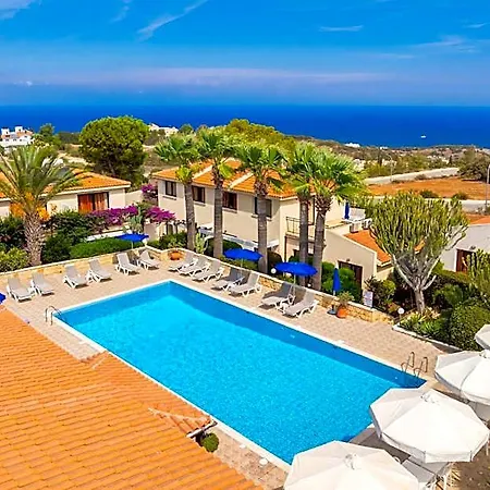 Hotel Tavros