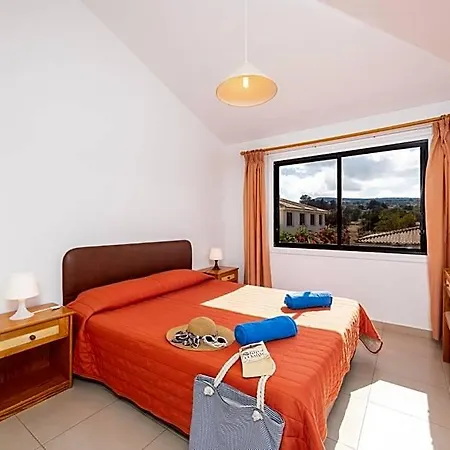 Hotel Tavros 3*
