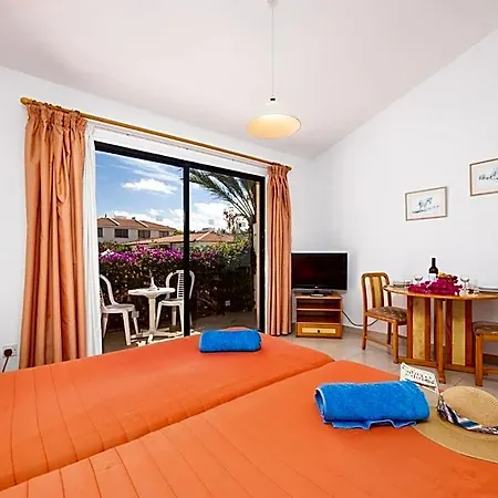 Hotel Tavros