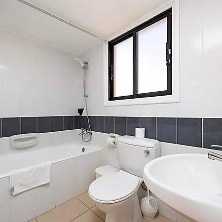 Tavros Hotel Polis